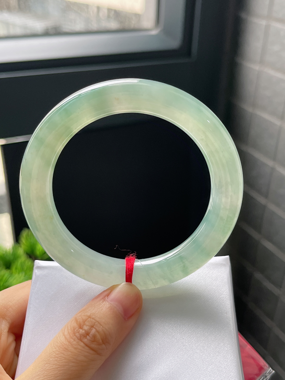 圆镯55圈口，翡翠冰糯种绿色手镯