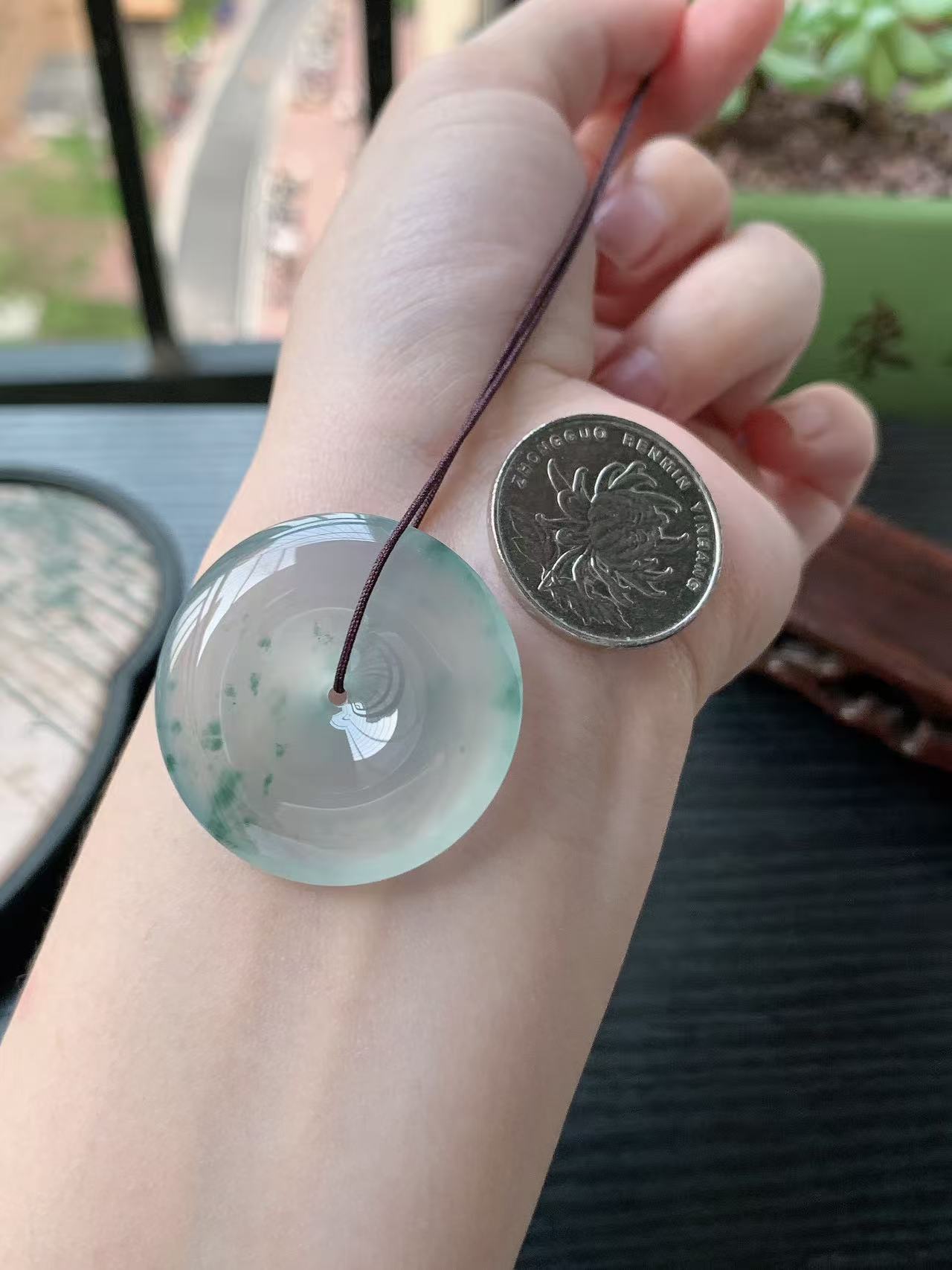 老坑冰种胶感飘蓝花起刚性平安扣吊坠,裸石尺寸:34.8-6.8mm