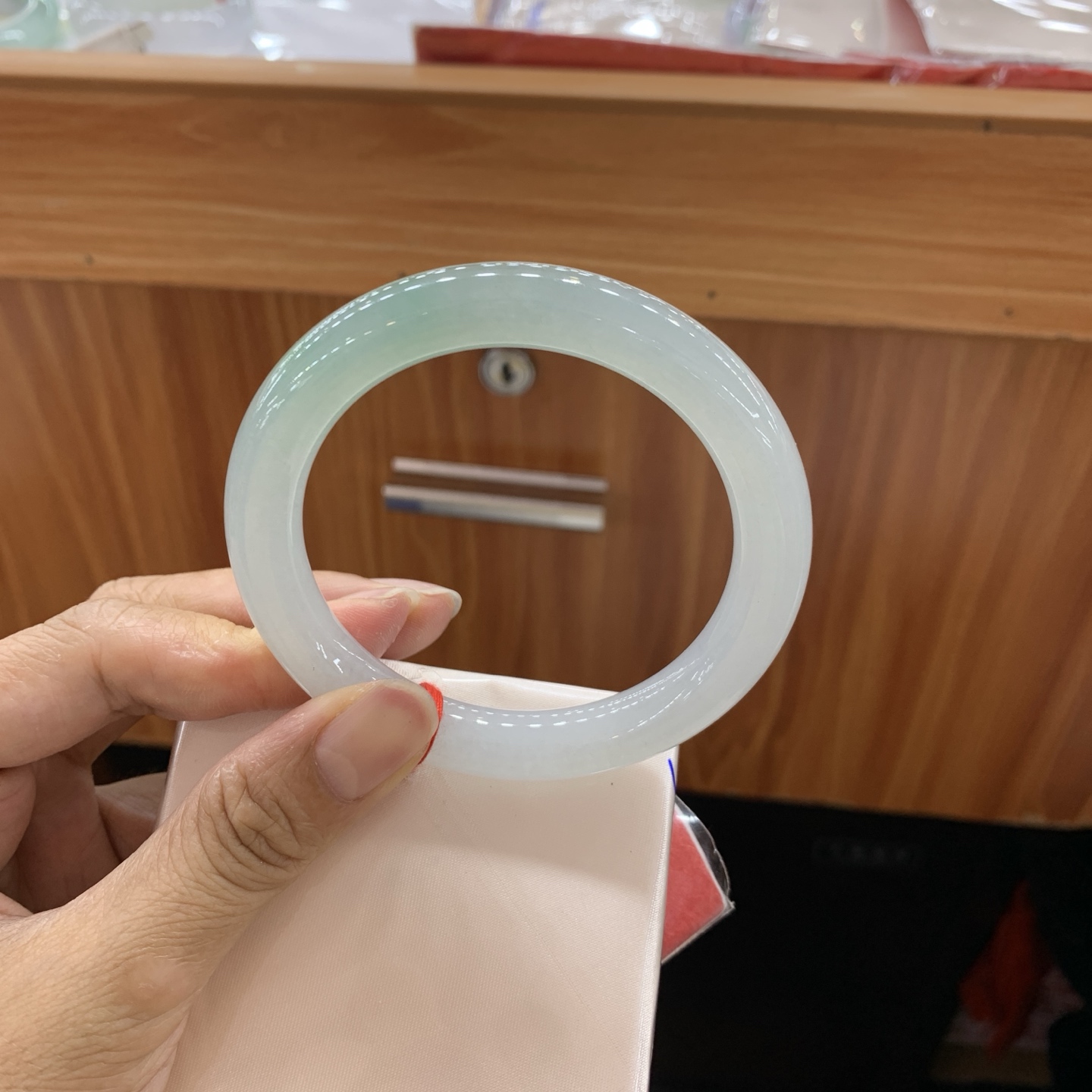051937MMJ 冰底色圆条翡翠手镯 56.7-9.8-9.7