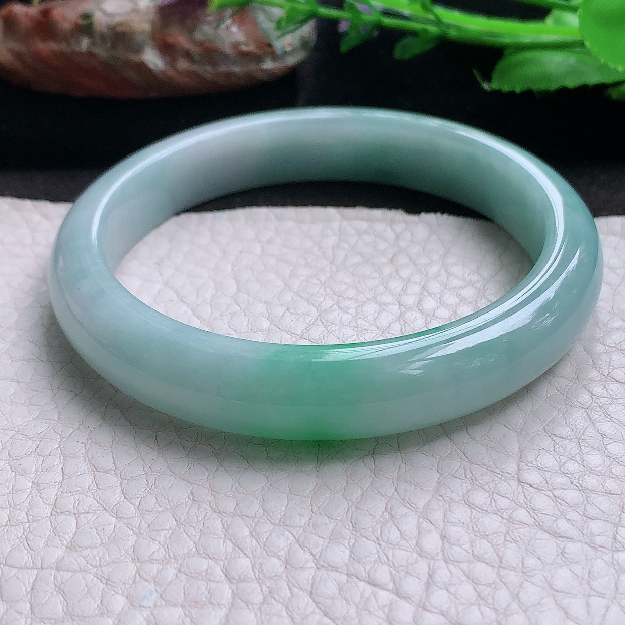 js大圈口60*11.6*8.5平安镯 缅甸翡翠a货玉手镯飘绿大气正圈玉手环