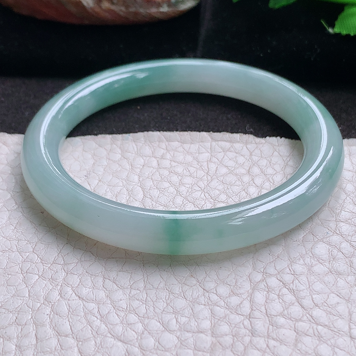 n小圈口51.5*8美人镯 缅甸翡翠a货玉手镯冰飘花圆条秀气玉手环