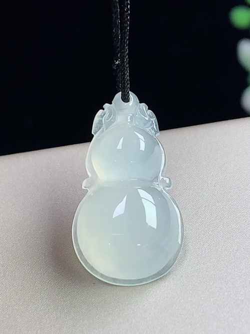 冰种葫芦，无裂，尺寸21.6-12.2-5.3mm，w20ayd
