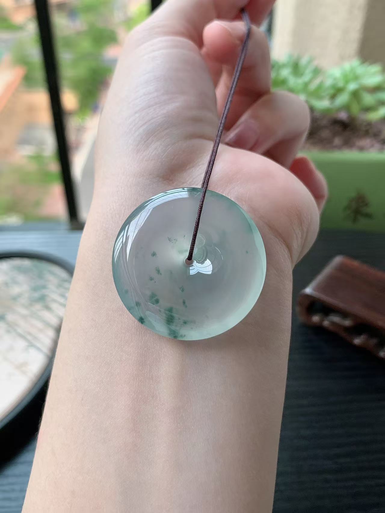 老坑冰种胶感飘蓝花起刚性平安扣吊坠,裸石尺寸:34.8-6.8mm