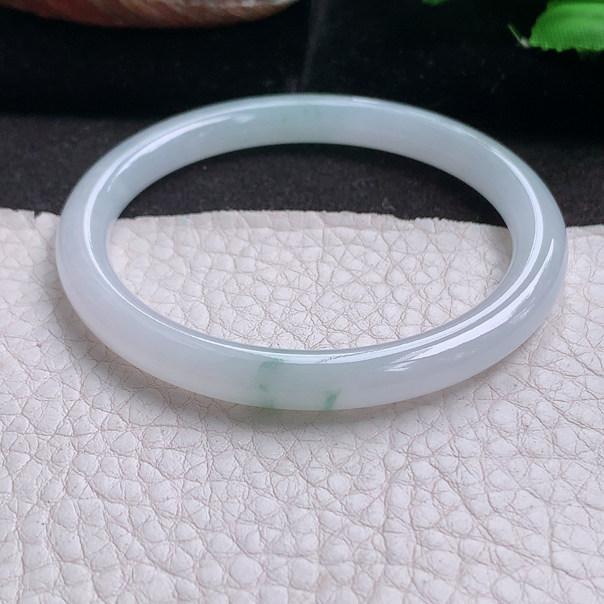 n小圈口51.5*6.5*6.8美人镯 缅甸翡翠a货玉手镯冰飘花圆条秀气玉手环