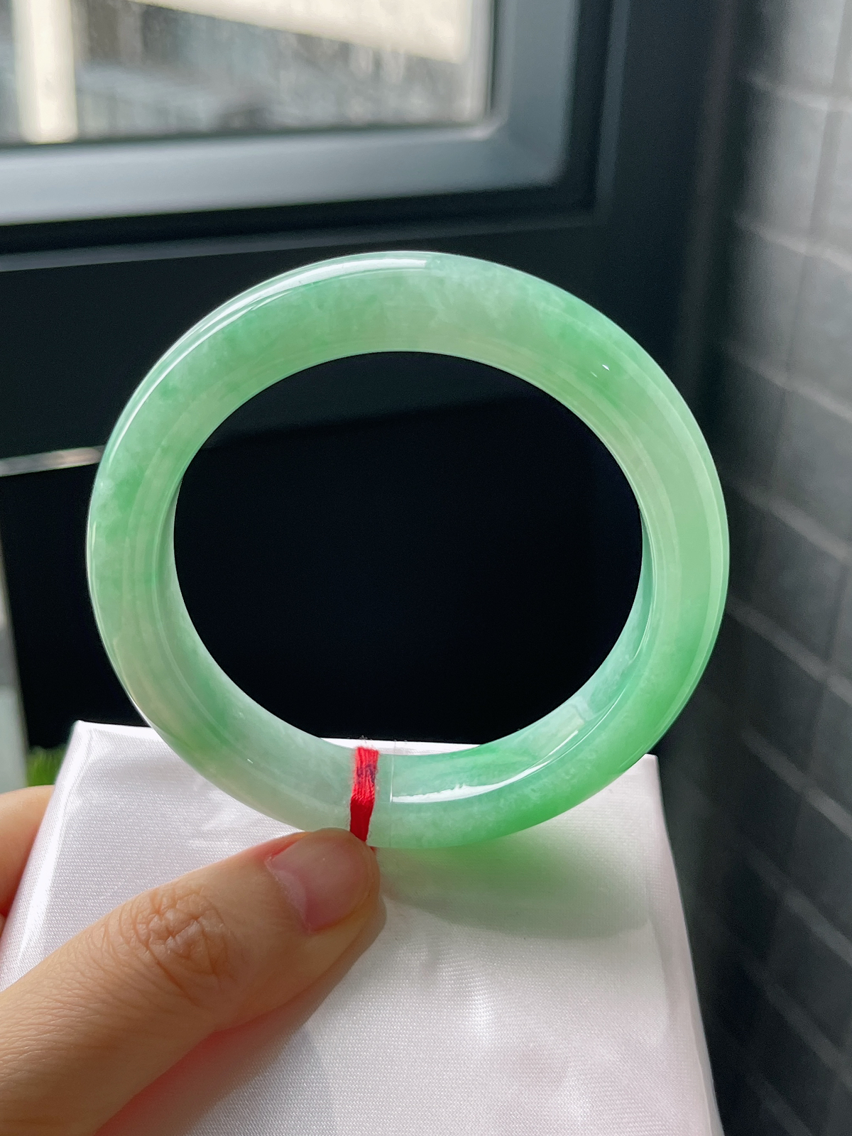 正圈55圈口，翡翠糯化种绿色手镯