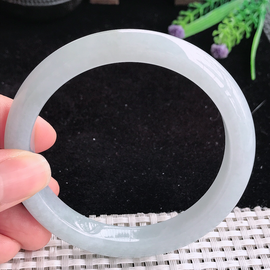 实拍a货翡翠62/10.3/9大圈口老坑秀气温润白月光手镯宽边玉手镯平安镯
