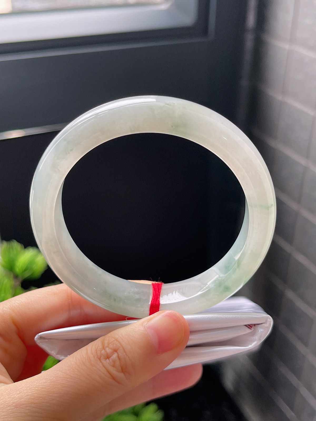 正圈57圈口，翡翠糯化种飘花手镯