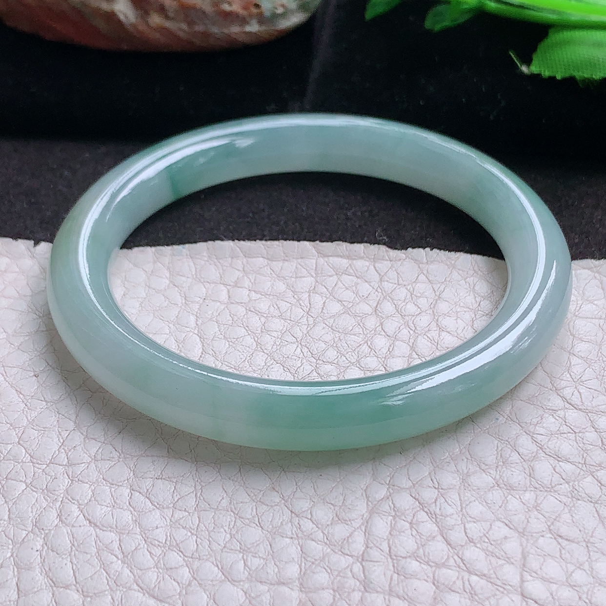 n小圈口51.5*8美人镯 缅甸翡翠a货玉手镯冰飘花圆条秀气玉手环