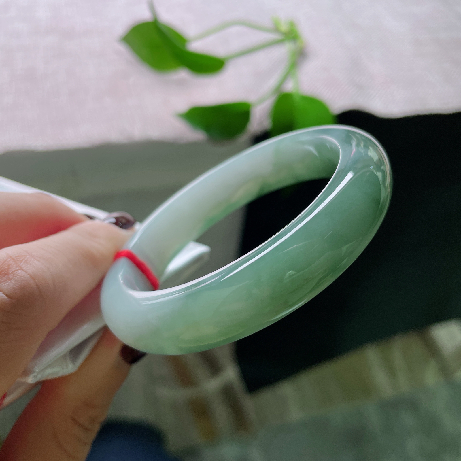 54.6/12.8/8，油青正圈，油润细腻，一段灰青，如江南雨后未散的雾，皮纹，ss51196a..