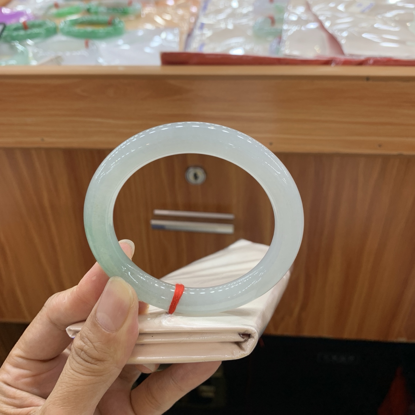 051937MMJ 冰底色圆条翡翠手镯 56.7-9.8-9.7