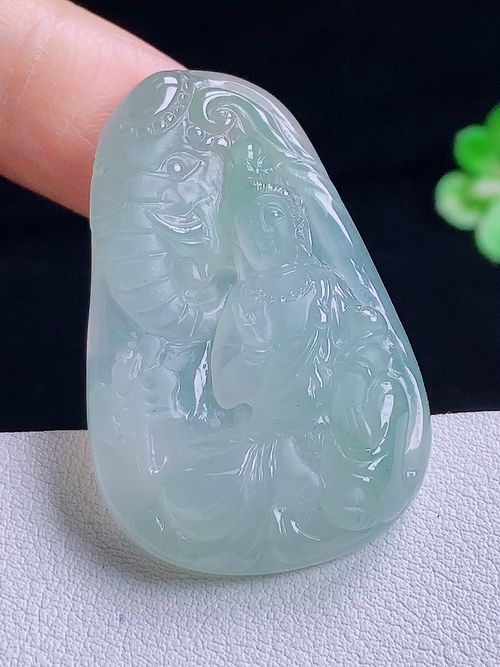 普贤菩萨，无裂，尺寸42.4/27/6.8/编号15qt  19