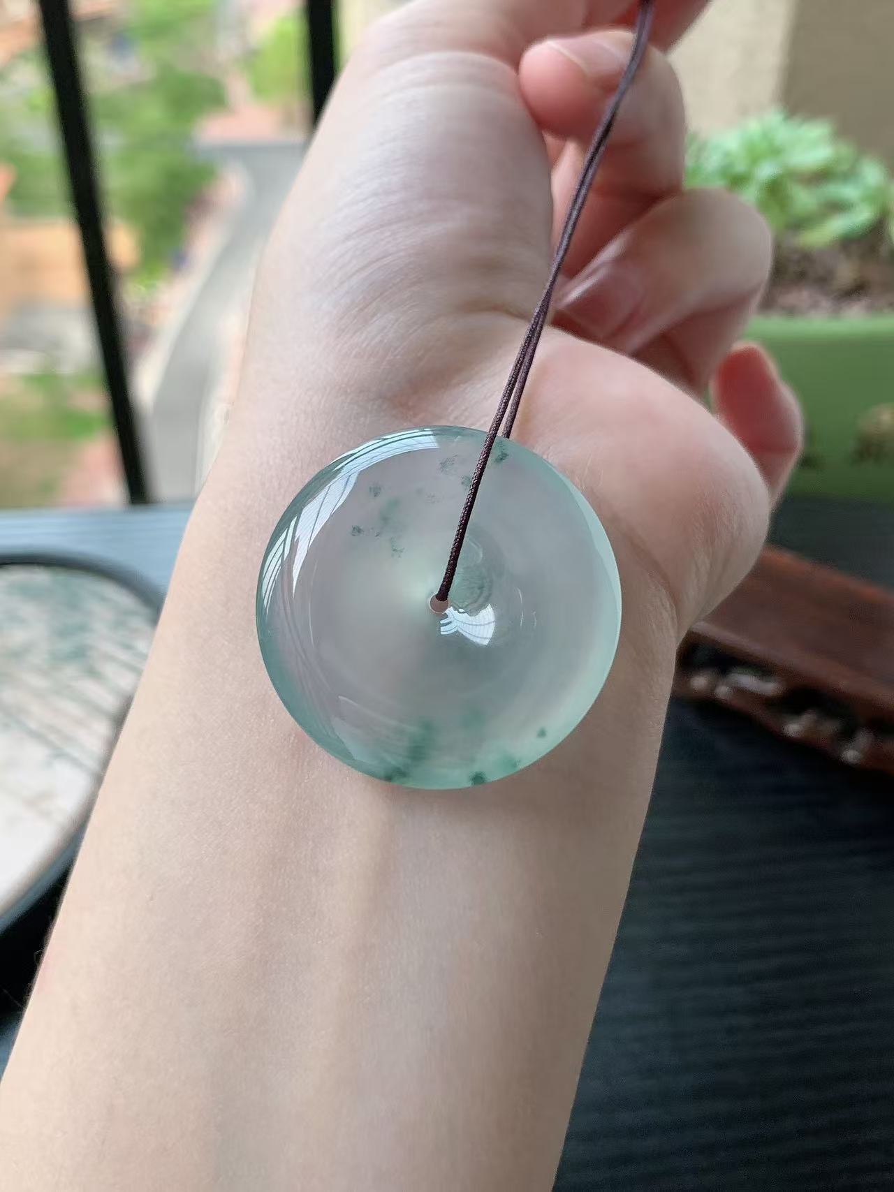 老坑冰种胶感飘蓝花起刚性平安扣吊坠,裸石尺寸:34.8-6.8mm