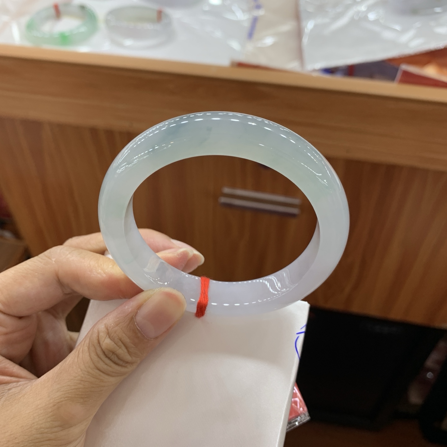 052021XY 飘花正圈翡翠手镯 55.8-12-8.8
