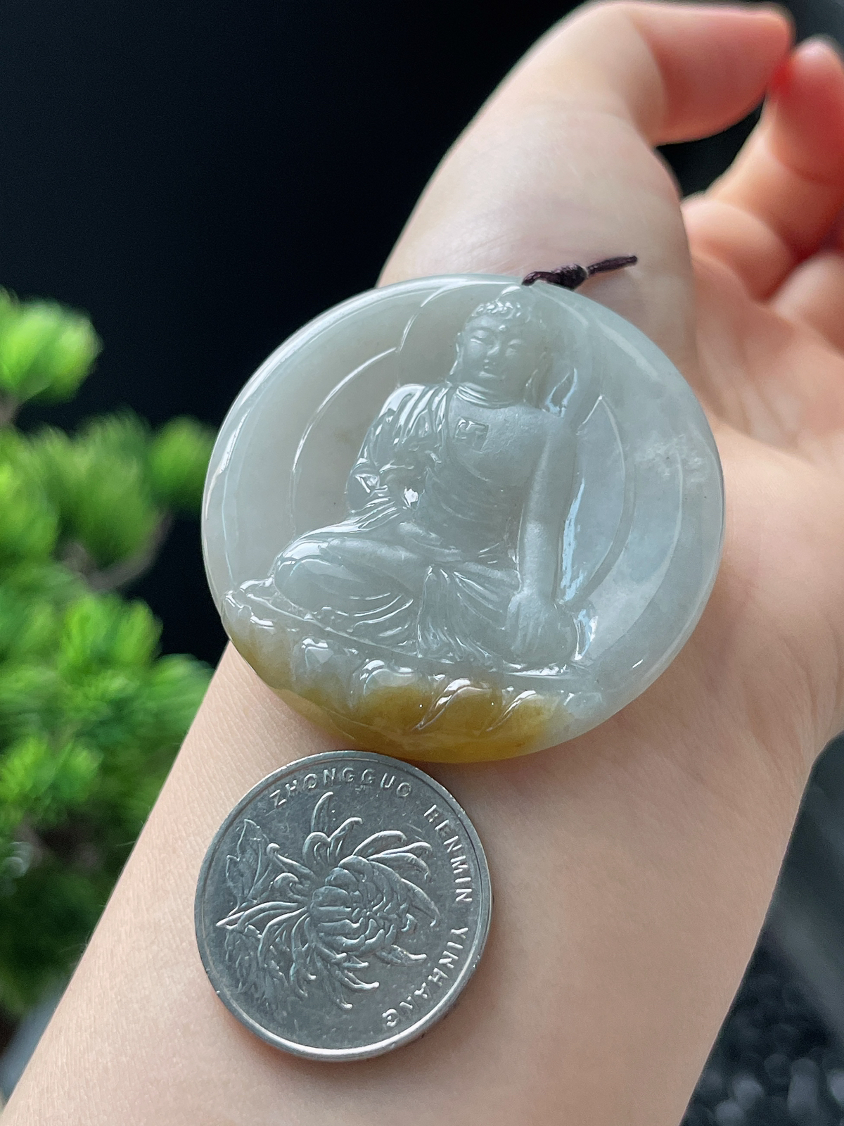 翡翠糯化种黄翡吊坠