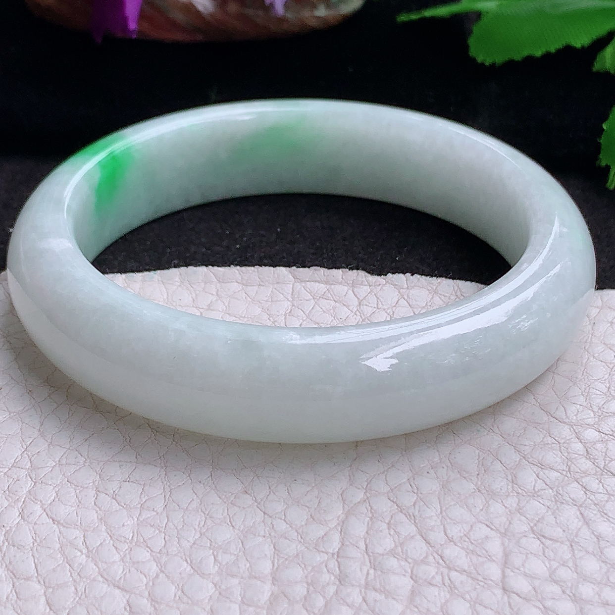 xx大圈口60.5*12.8*8.7白底青镯 缅甸翡翠a货玉手镯胶感飘阳绿正圈玉手环