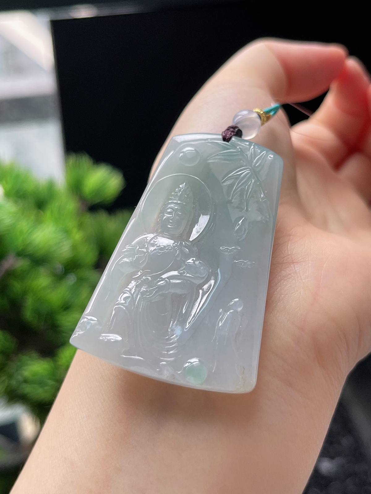 翡翠冰糯种白色吊坠