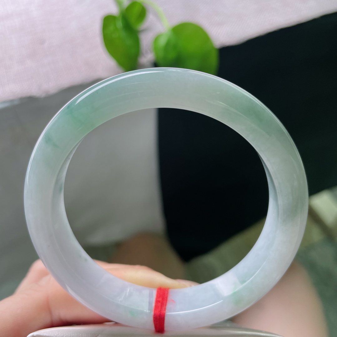 57.5/12.4/8.4，蓝底正圈，水润，细腻，优雅，贵气，耐看，一点棉，ss52268a