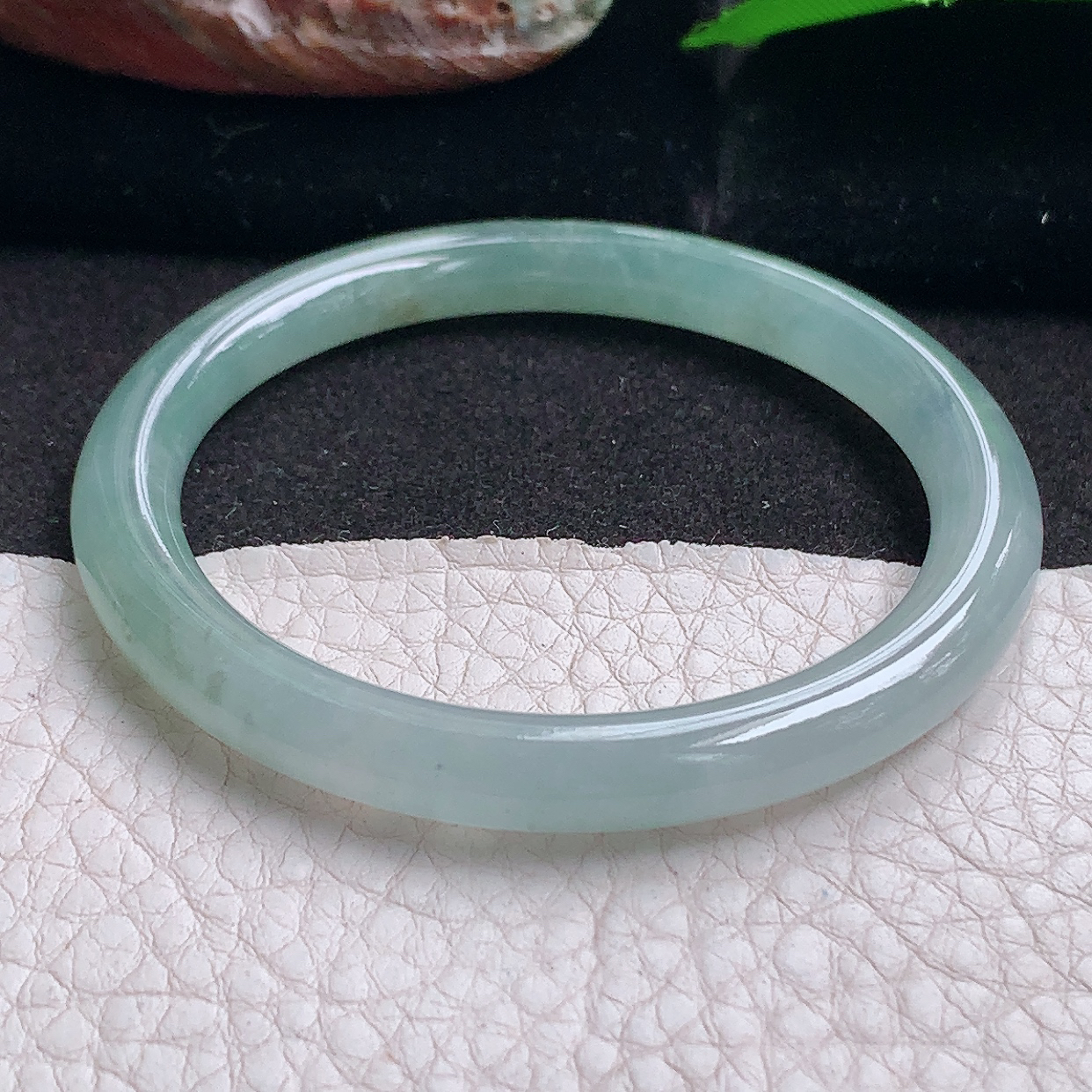 n小圈口51.5*6.8*7.3叮当镯 缅甸翡翠a货玉手镯冰胶浅绿圆条美人镯