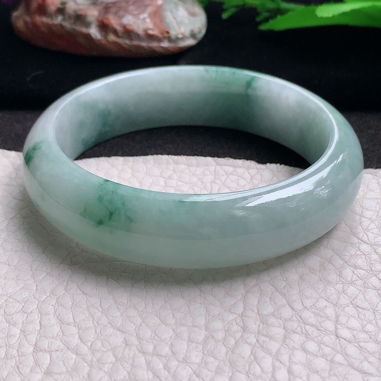 js实拍58.5*16*8.8轮胎镯 缅甸翡翠a货玉手镯飘花厚装正圈玉手环