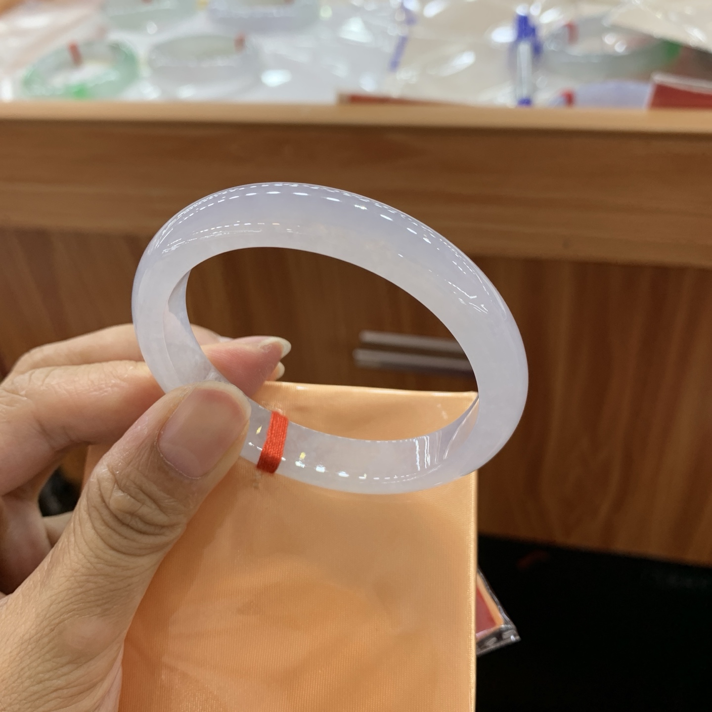 052019XYJM 冰紫贵妃翡翠手镯 52.1-47.7-10.4-7