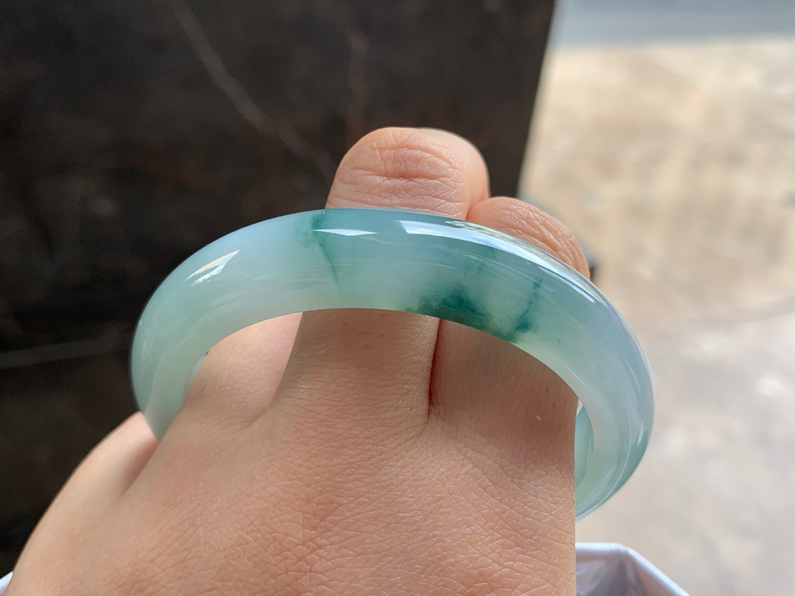 52.5-12-7.8

蓝花手镯^_^细腻