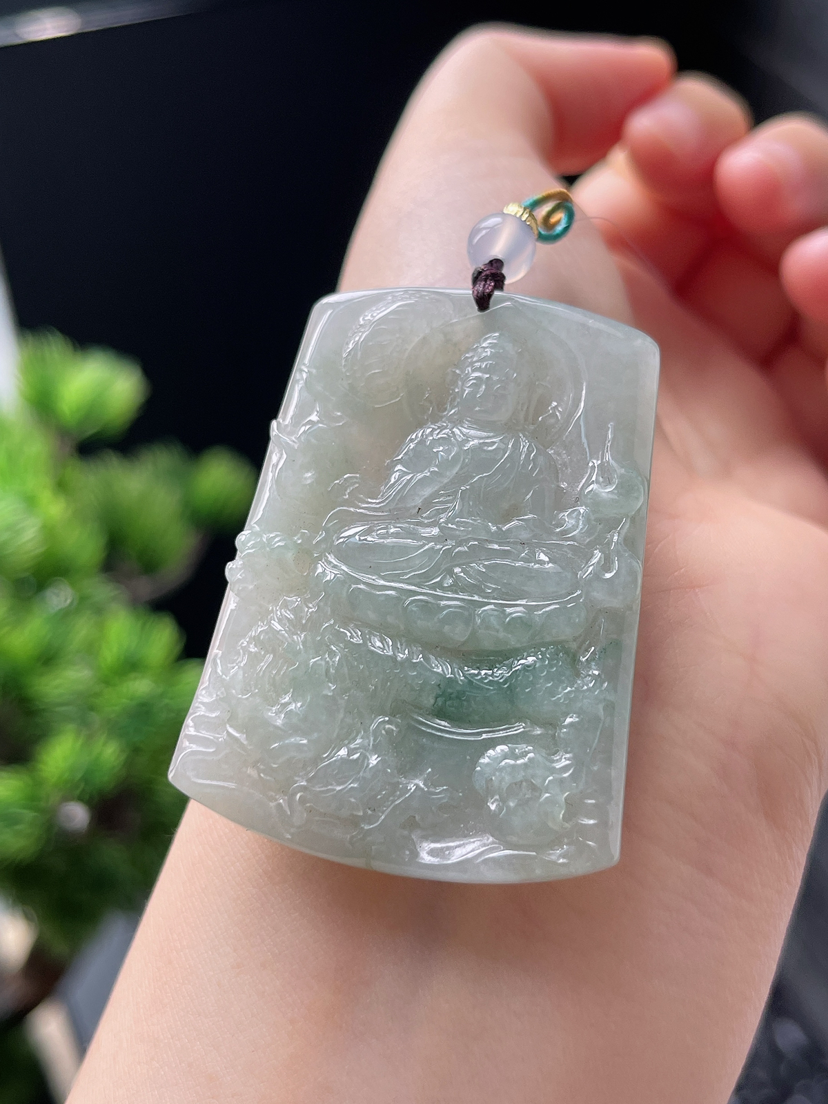 翡翠糯化种绿色挂件