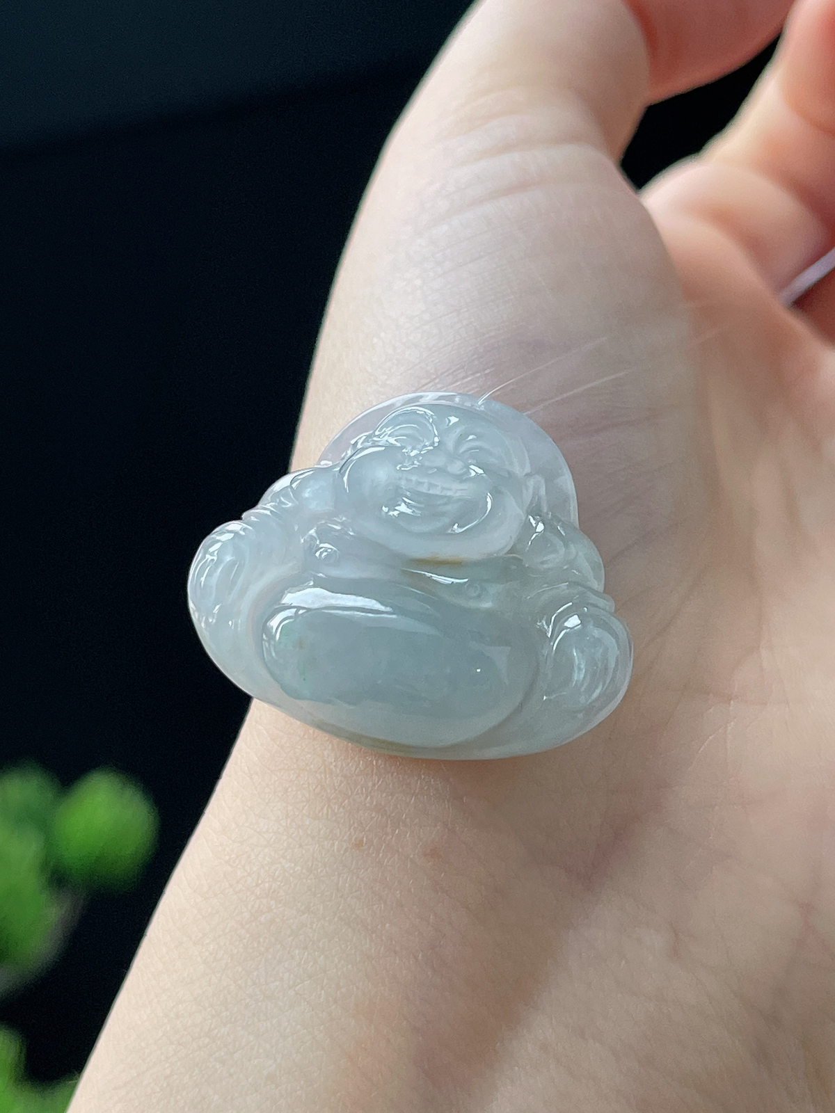 翡翠冰糯种白色佛公吊坠