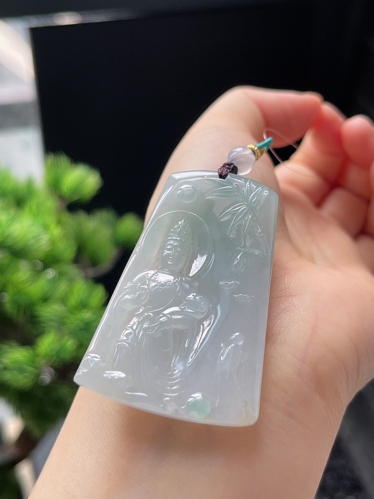 翡翠冰糯种白色吊坠