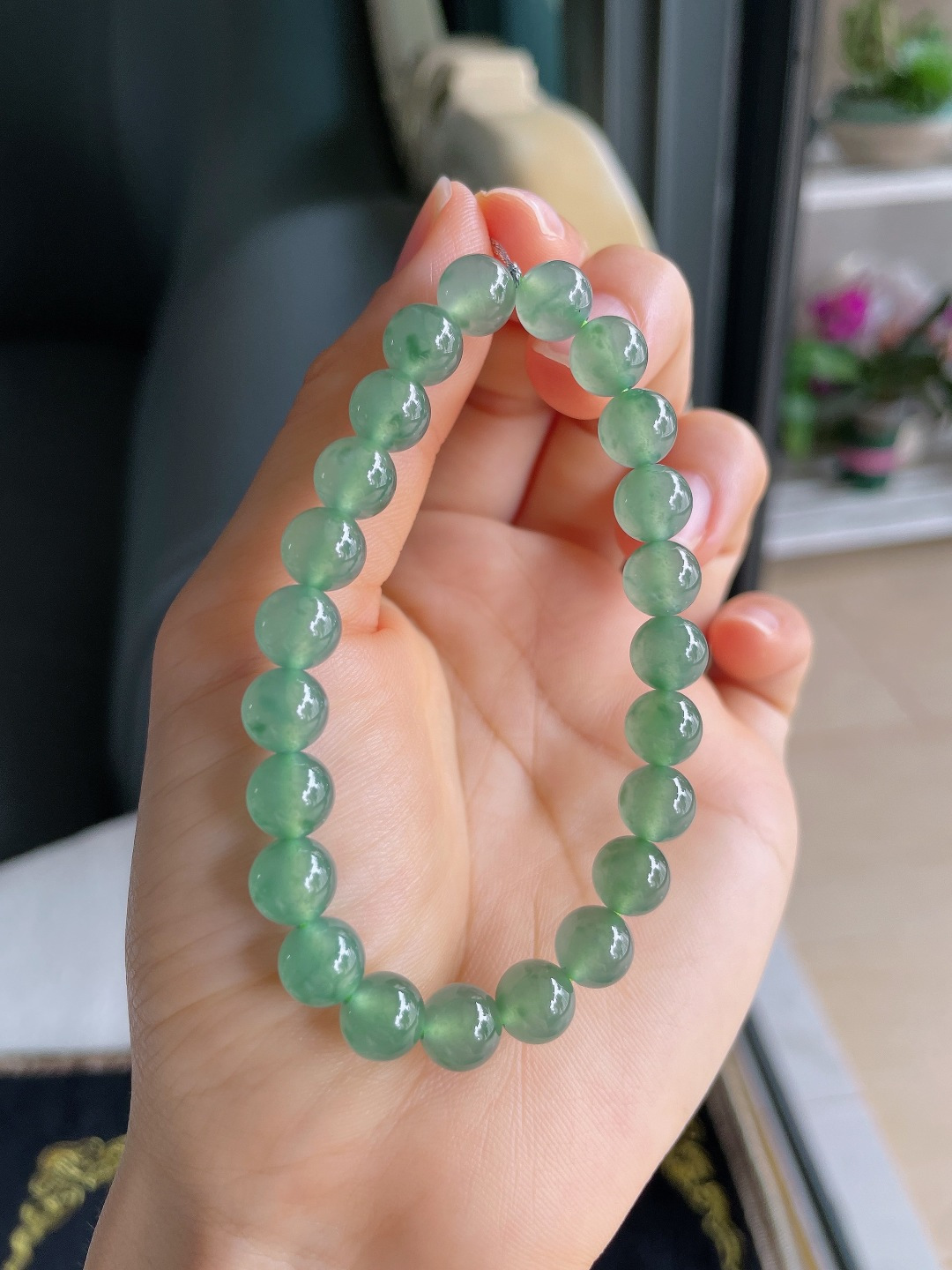 天然翡翠A货，冰飘花手串，尺寸：7.8mm。【编4224】
