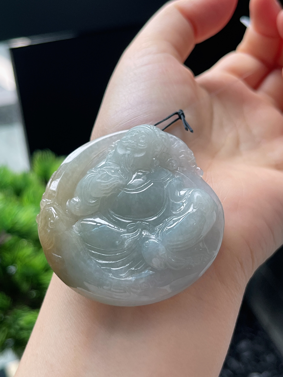 翡翠糯化种淡黄色吊坠