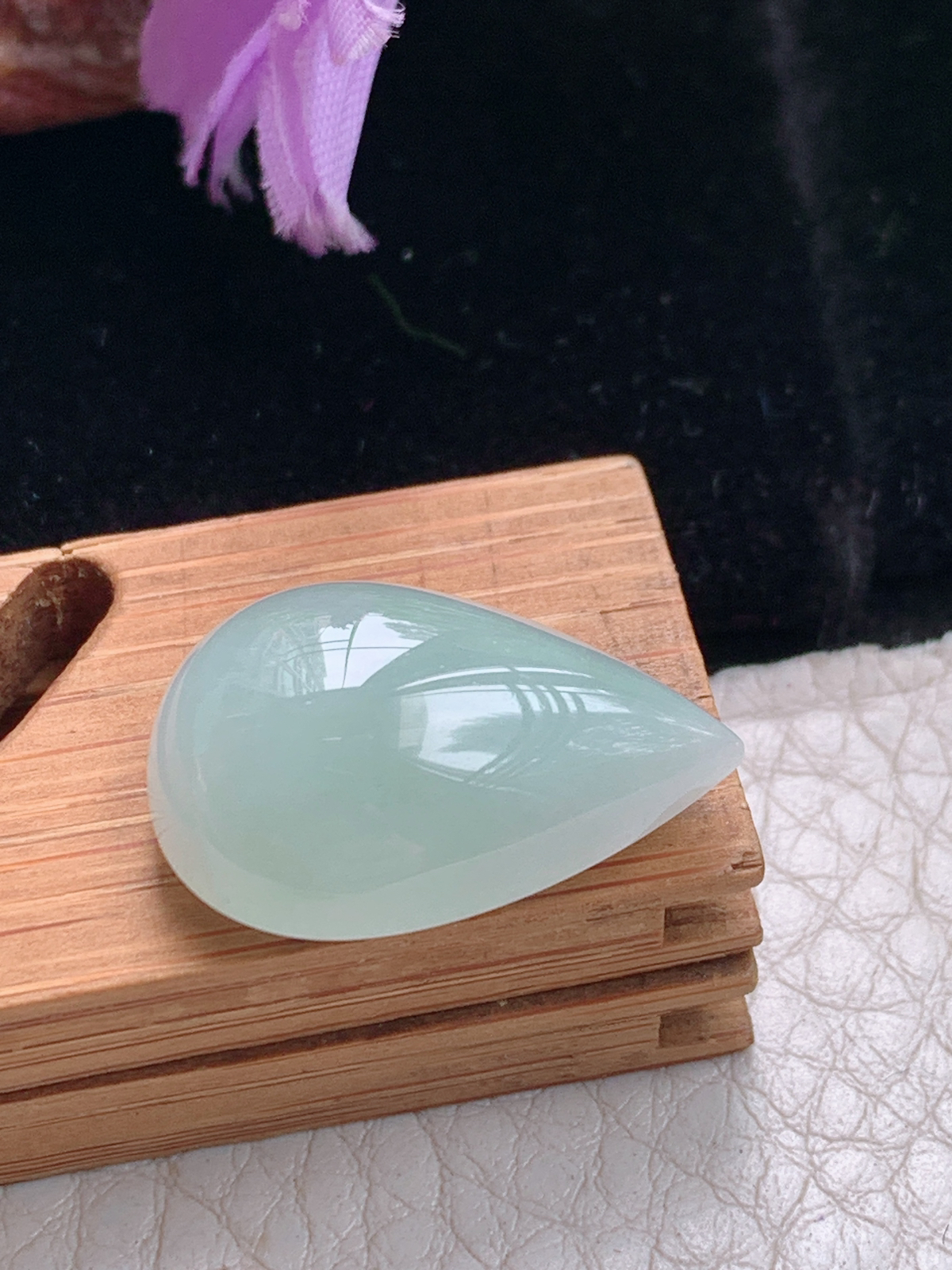 zz3实拍22*15*9天然缅甸翡翠冰润水滴吊坠