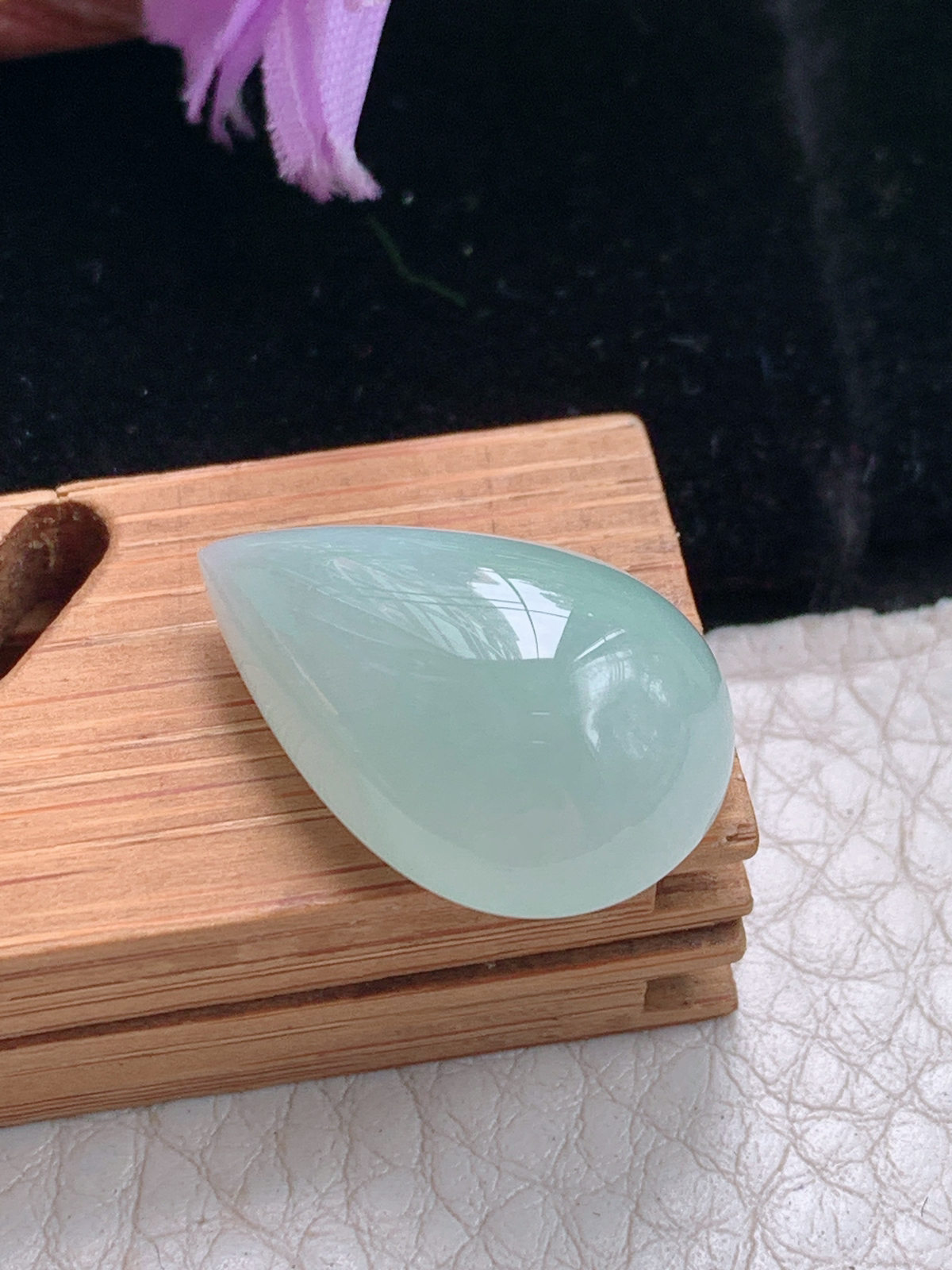 zz3实拍22*15*9天然缅甸翡翠冰润水滴吊坠