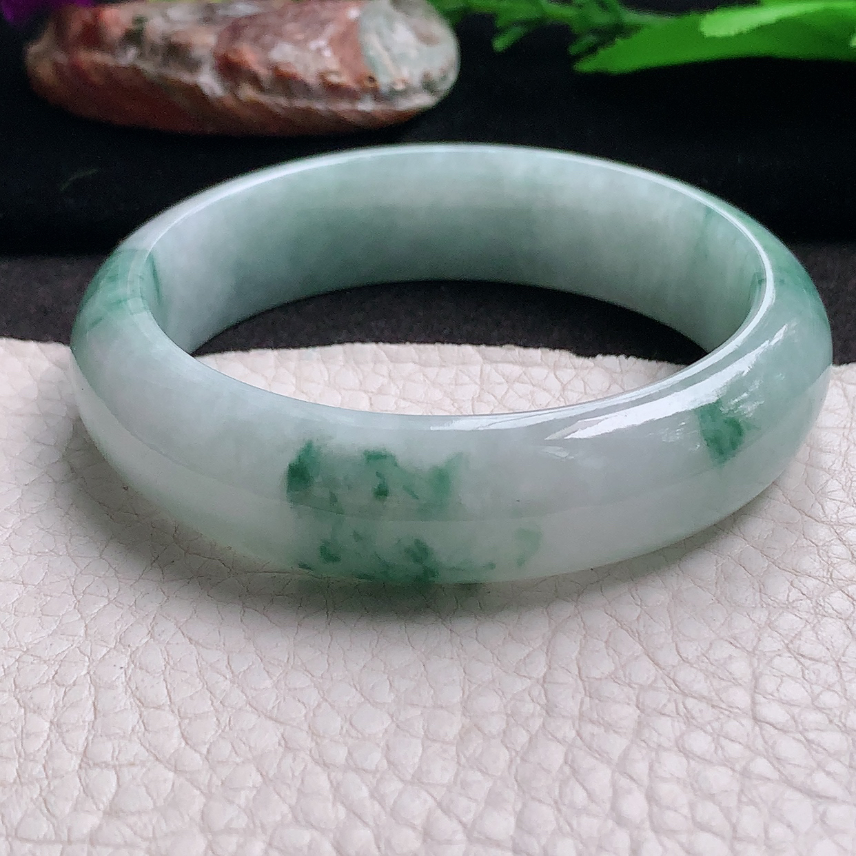js实拍58.5*16*8.8轮胎镯 缅甸翡翠a货玉手镯飘花厚装正圈玉手环
