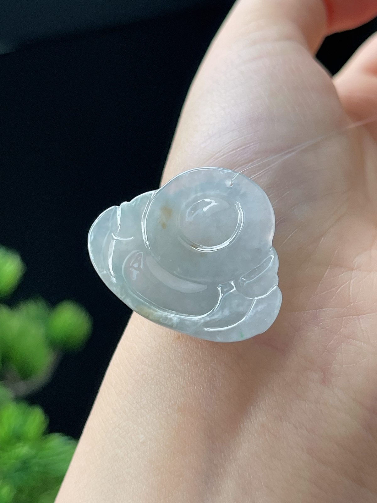 翡翠冰糯种白色佛公吊坠
