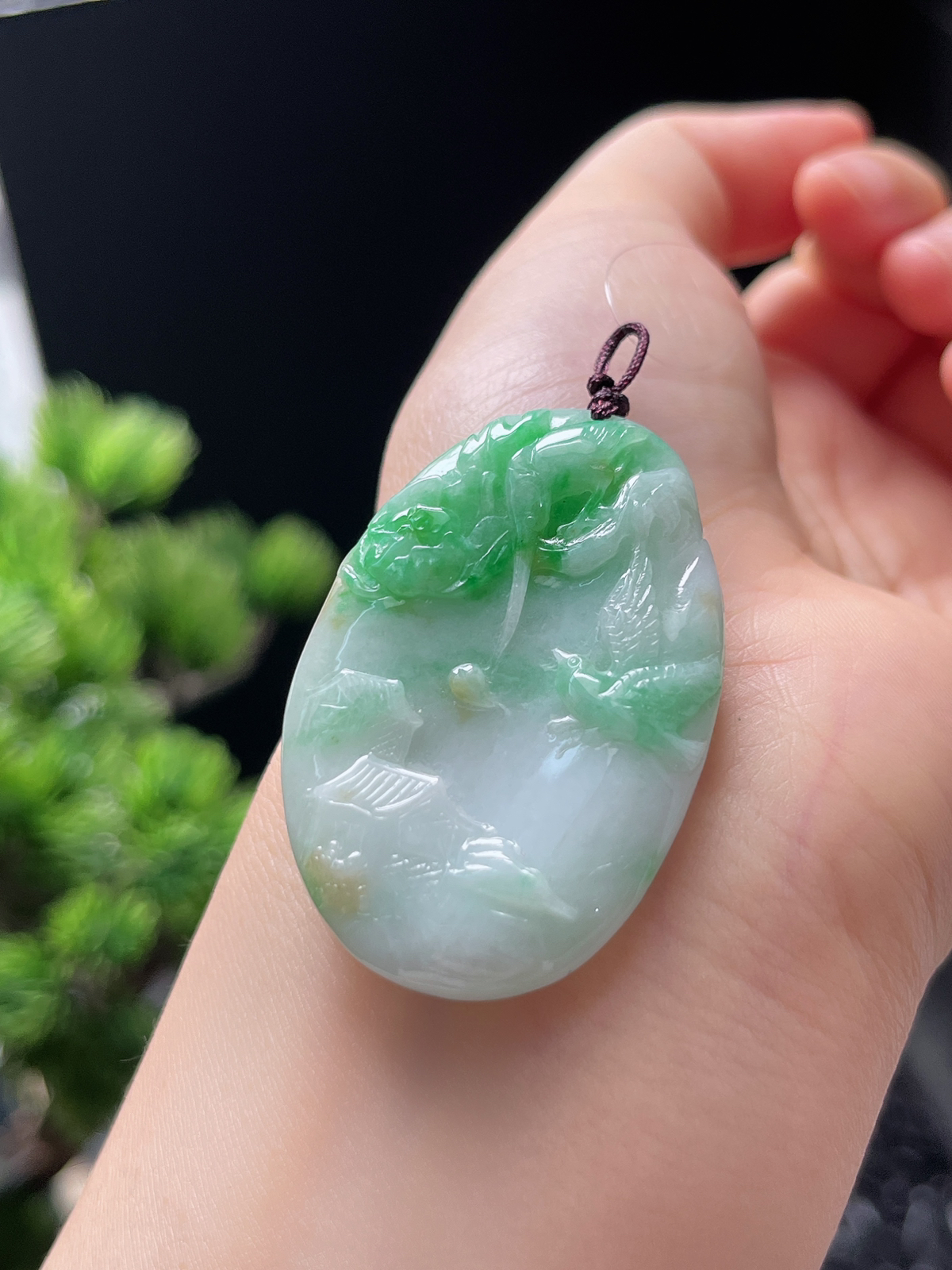 翡翠糯化种飘绿山水牌
