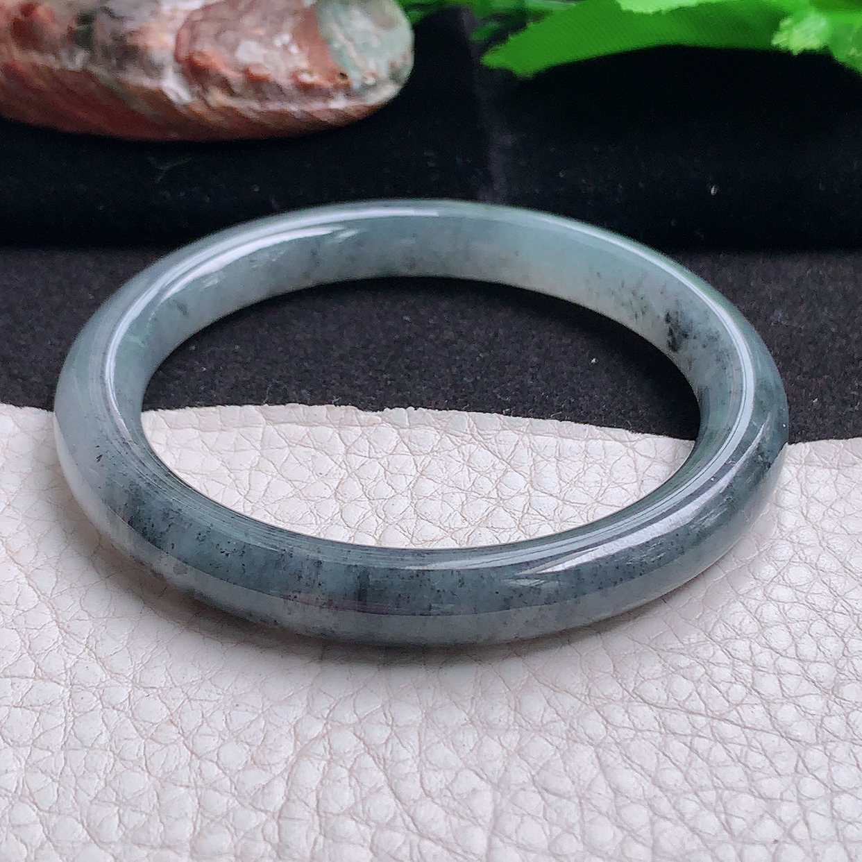 Jm实拍56*8.8*8.6美人镯 缅甸翡翠玉手镯黑鸡种冰透圆条玉镯子 叮当镯