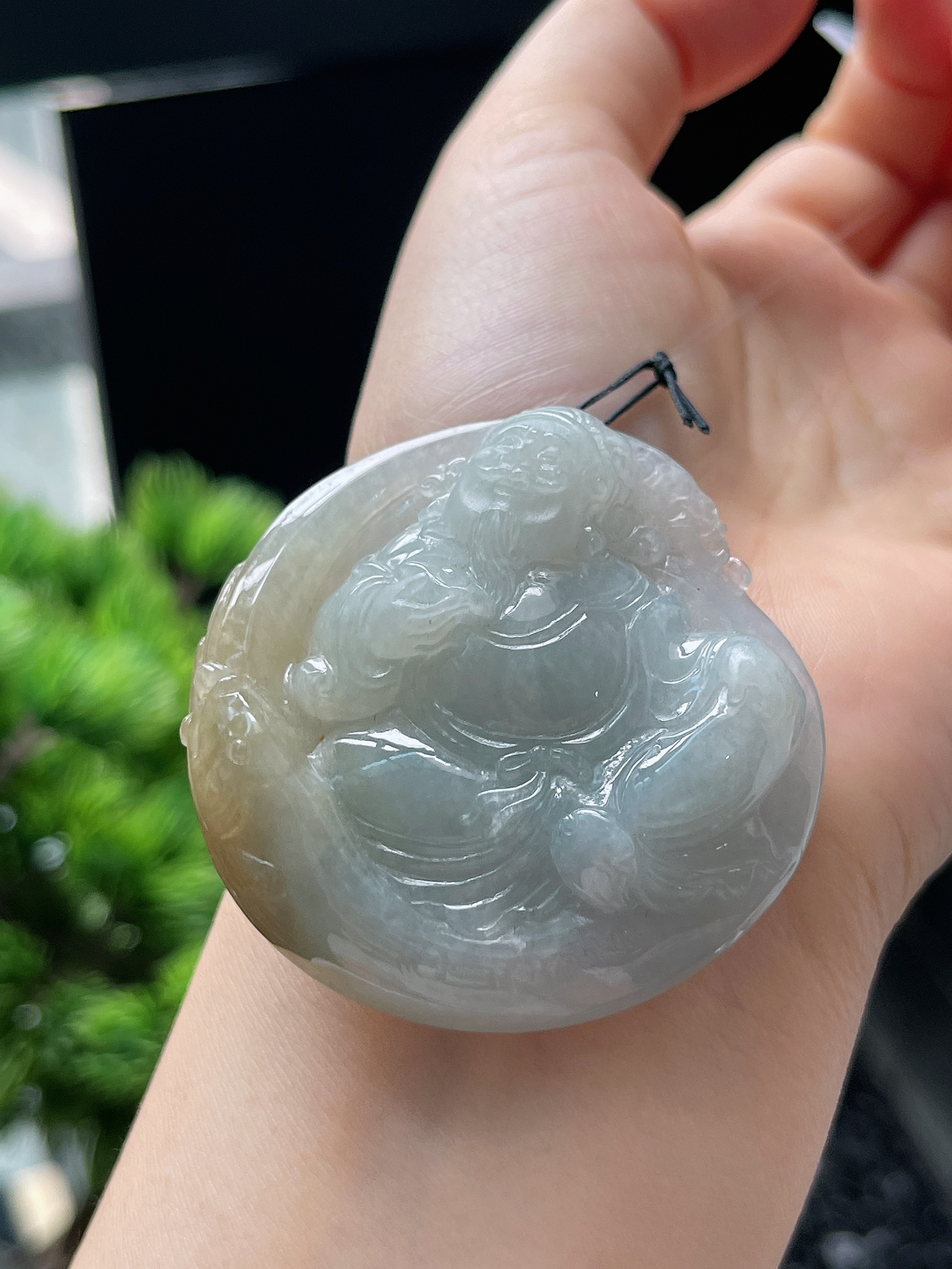 翡翠糯化种淡黄色吊坠