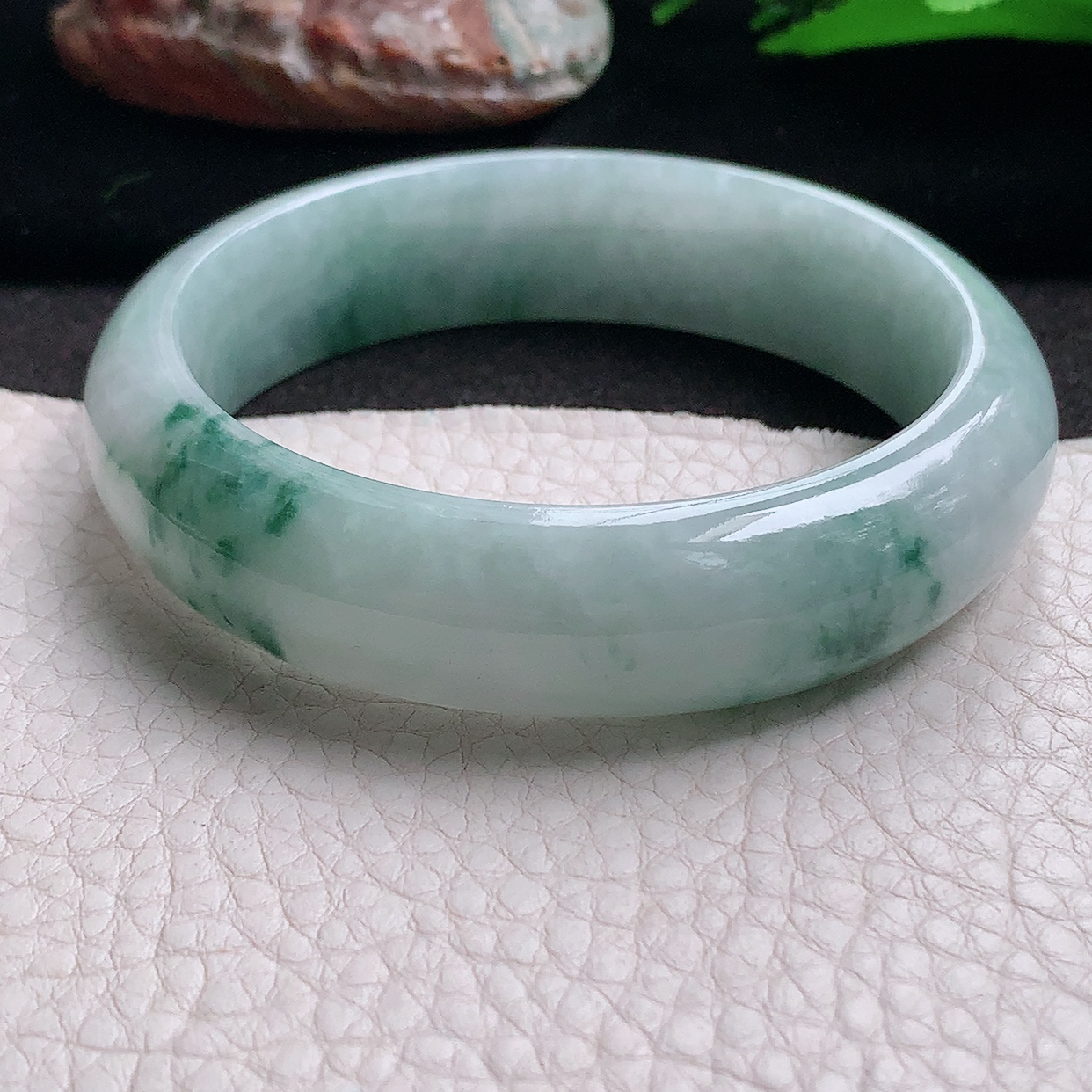 js实拍58.5*16*8.8轮胎镯 缅甸翡翠a货玉手镯飘花厚装正圈玉手环
