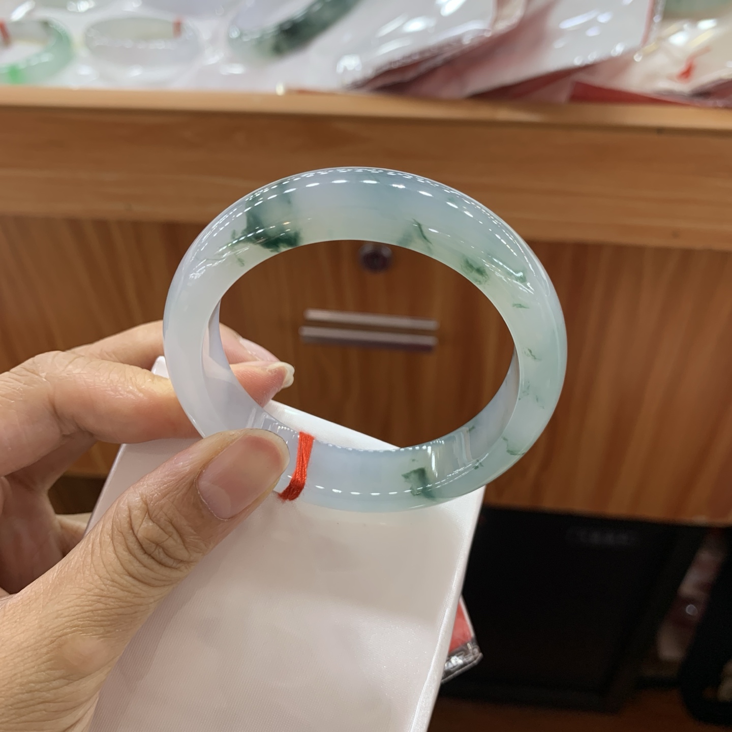 052029XYGX 冰飘花正圈翡翠手镯 54.3-14-9