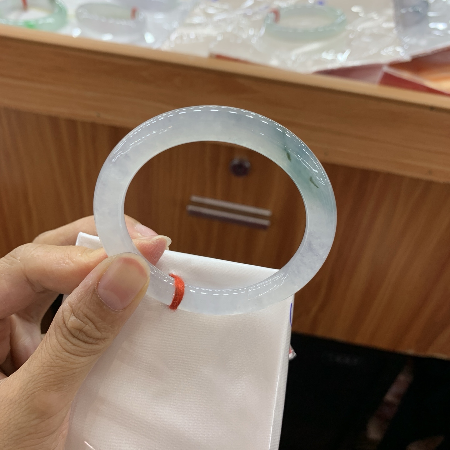 052023XYJM 冰飘花圆条翡翠手镯 53.2-8.3