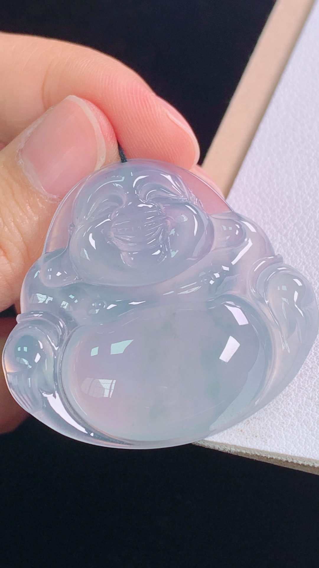 冰紫佛公，紫气东来，饱满圆润，无裂，尺寸:36.5-39.8-7.4mm 15