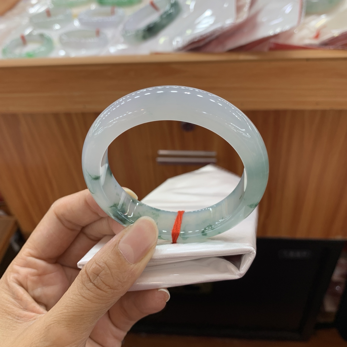 052029XYGX 冰飘花正圈翡翠手镯 54.3-14-9