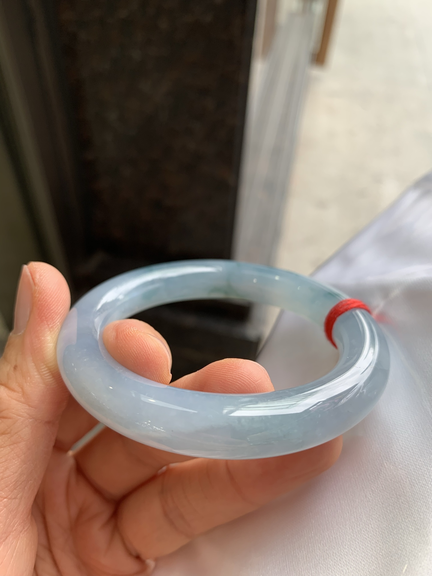 圆条蓝紫飘花 有纹 尺寸：53.2/11 细腻