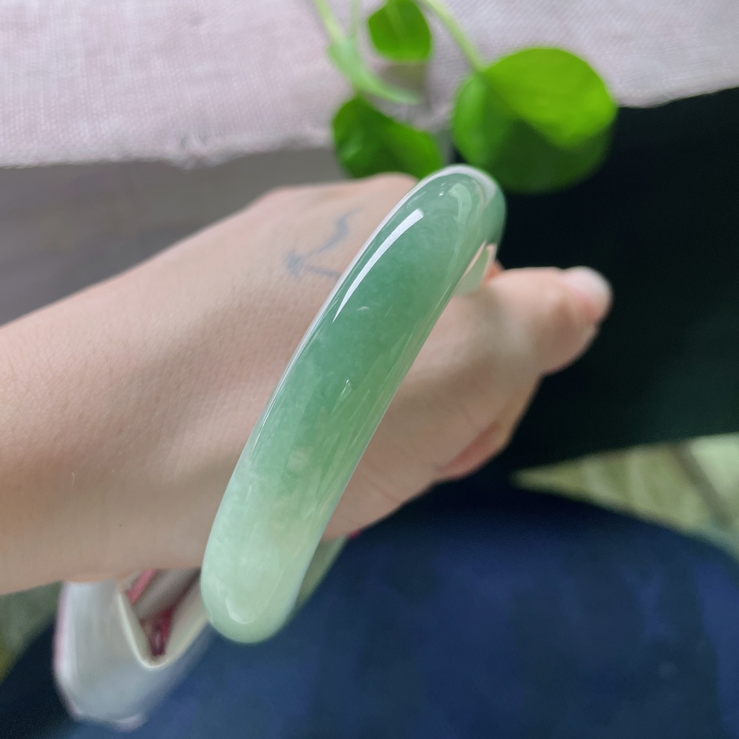 油青正圈，水润，细腻，优雅，沉稳大气，无裂，ss53216a