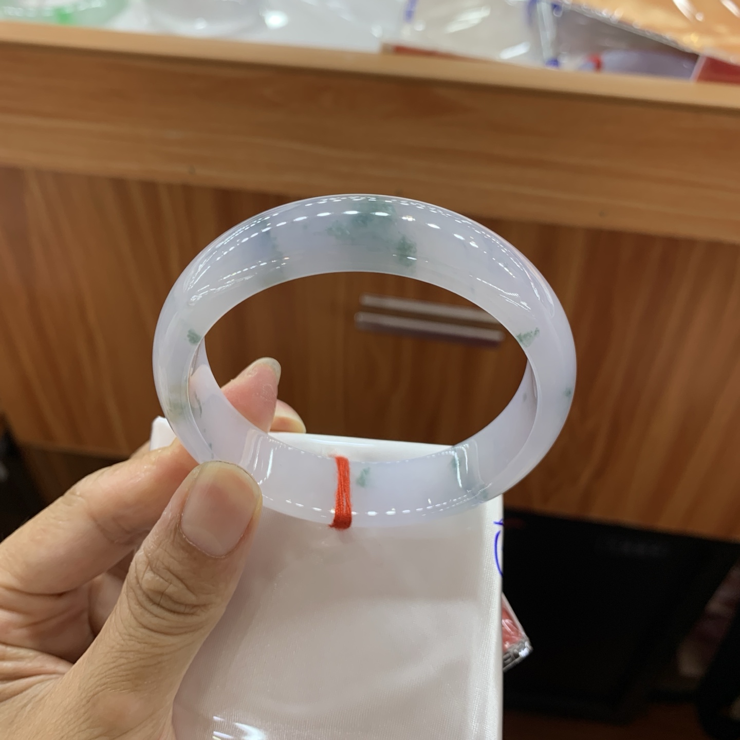 052020GX 飘花正圈翡翠手镯 57.8-15.2-7.5