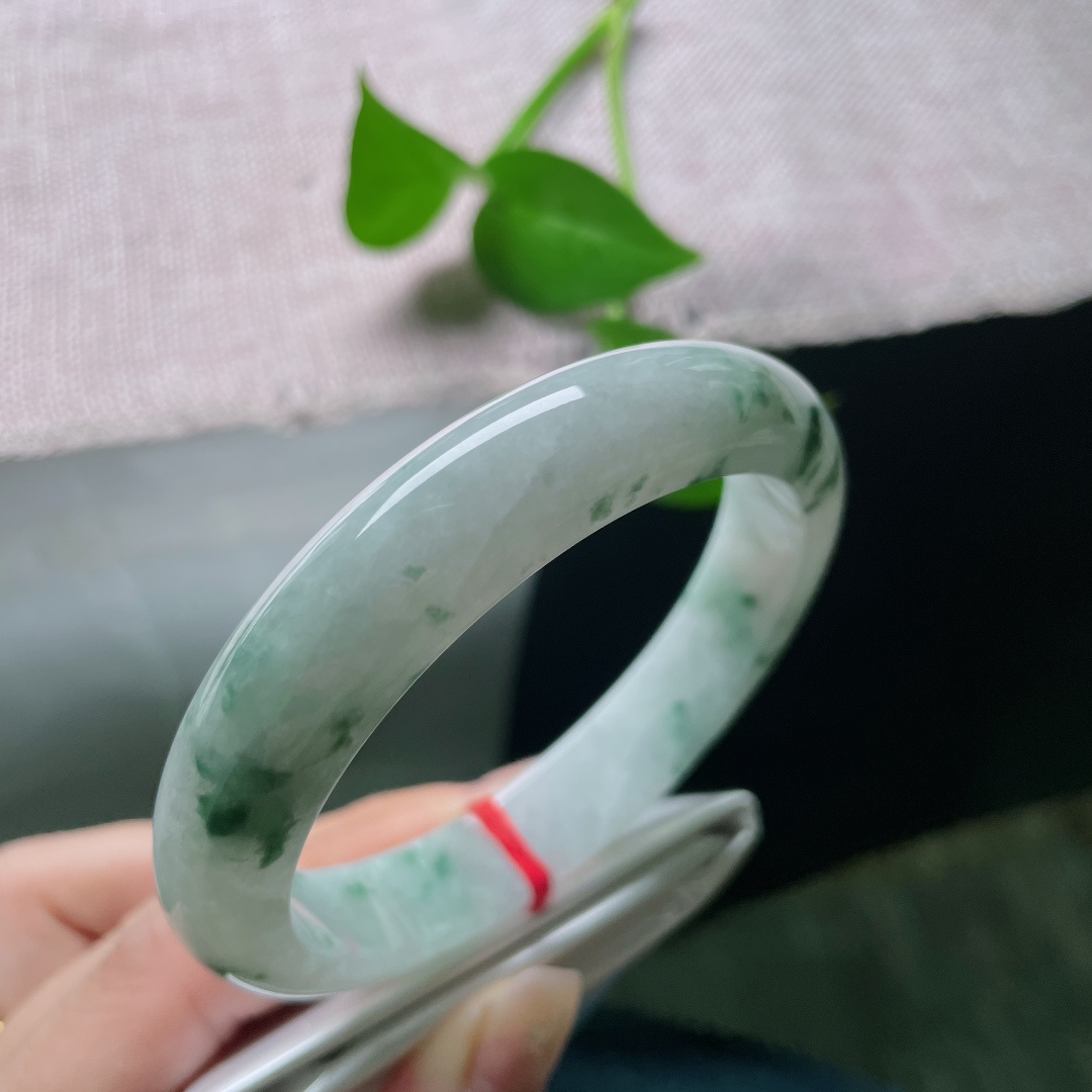 飘花正圈，水润，花色灵动飘逸，繁花似锦，大圈口，有纹，ss52208a
