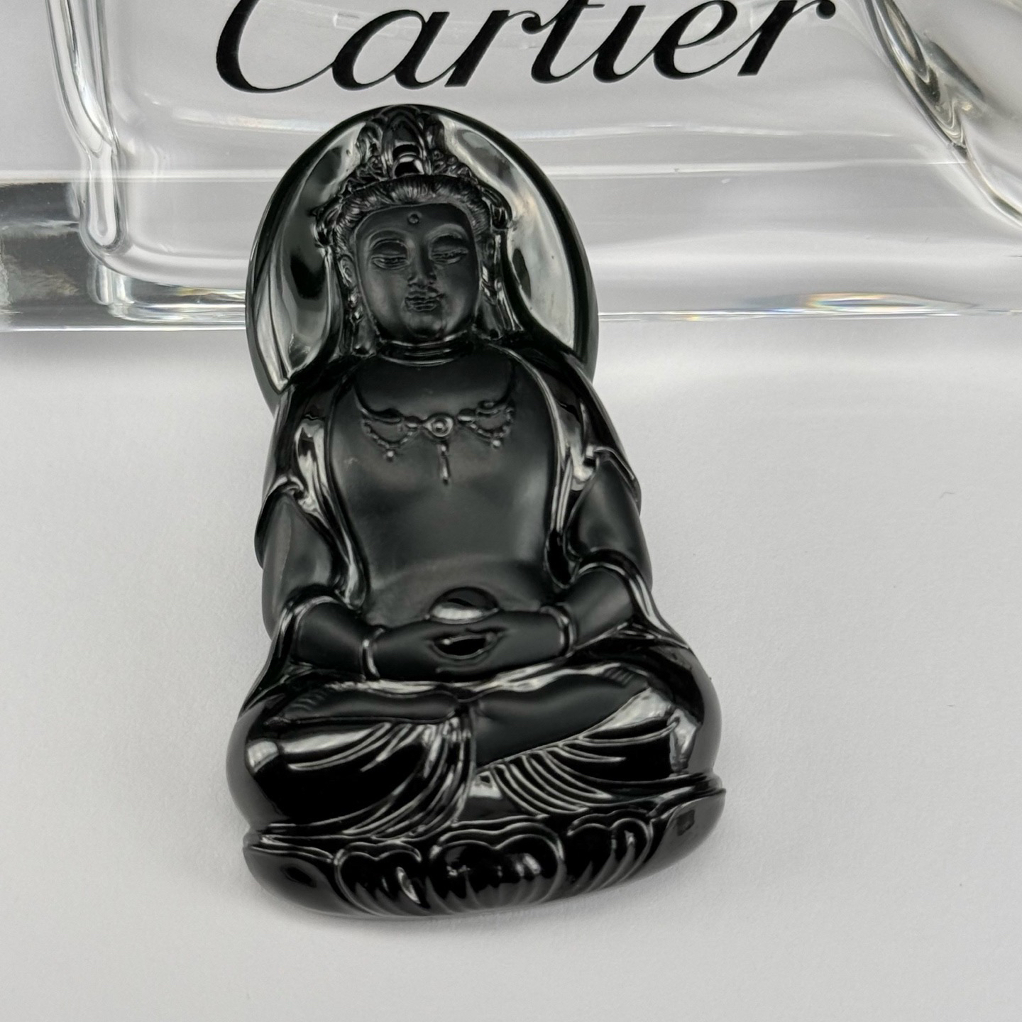 精品墨翠正观音 种好色正 黑度极好 打灯通透 油性十足 尺寸54.8