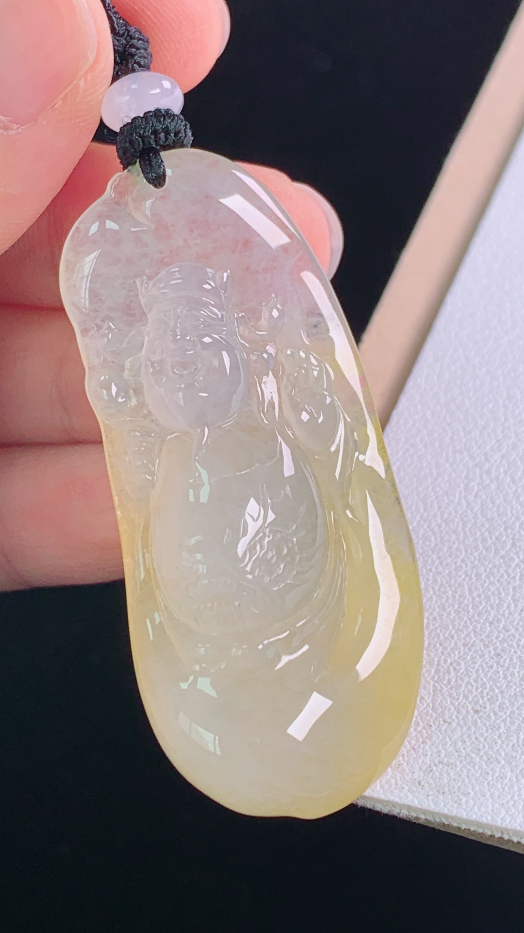 冰黄财神 天然黄翡，种色兼备，无裂，尺寸:58.2-51.1-22.9-9.8mm 19