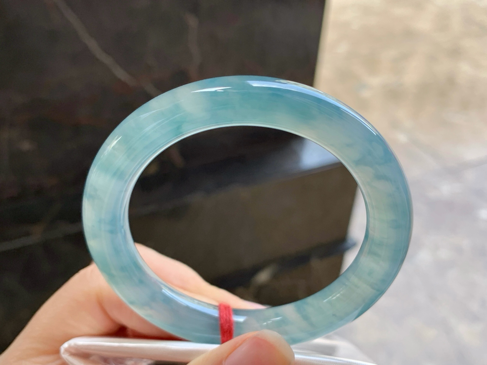 54.5-10.2

冰蓝花圆条手镯^_^
