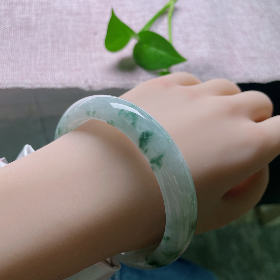 飘花正圈，水润，花色灵动飘逸，繁花似锦，大圈口，有纹，ss52208a